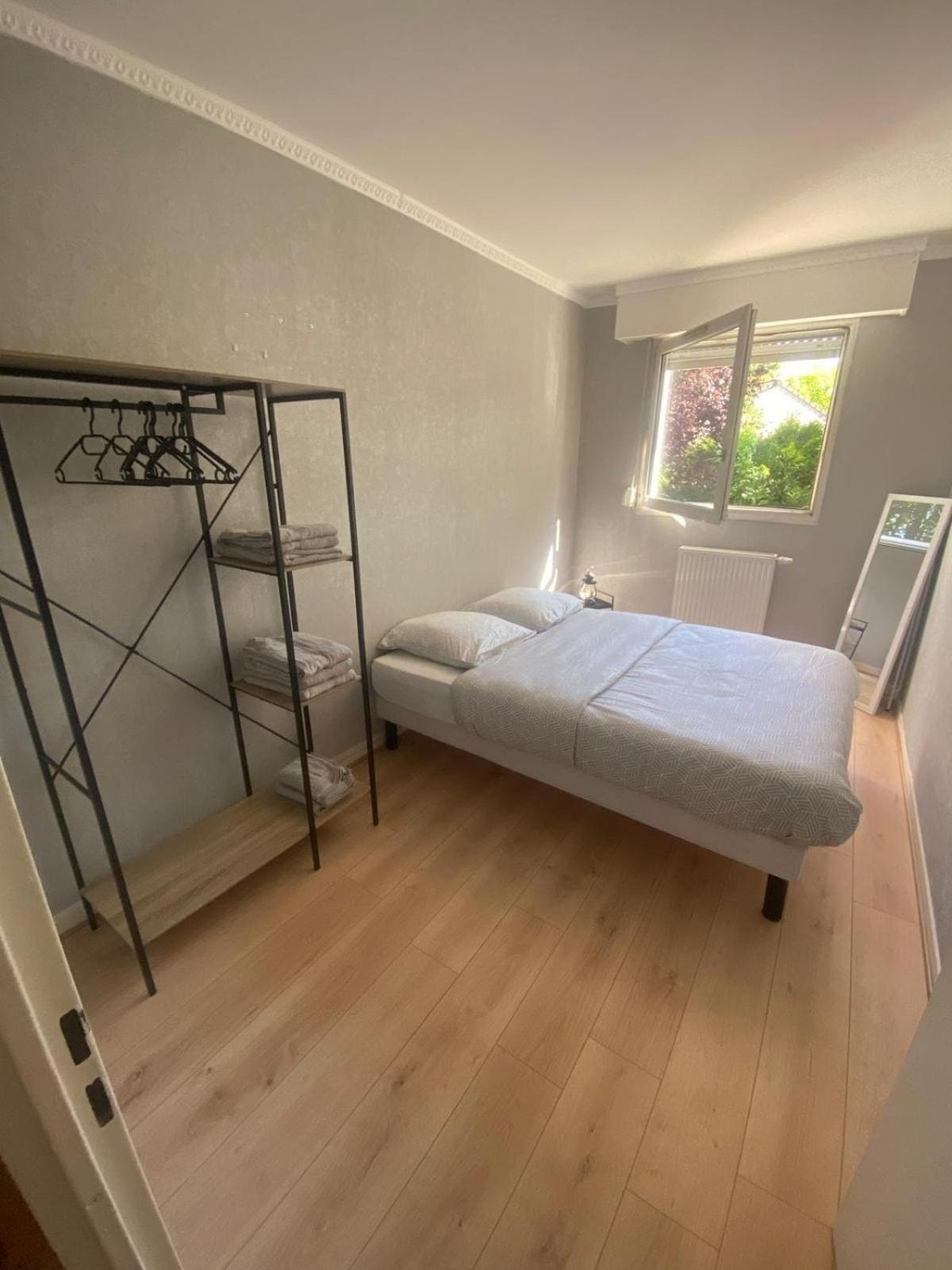 Evry Moon Apartment 70M2 Spacious And Bright Courcouronnes Bagian luar foto